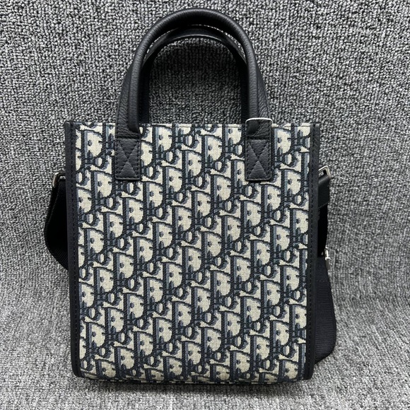 100% Authentic Dior Leather Hand Bag - Picture 2 of 16